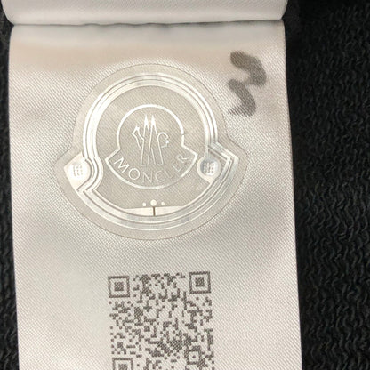 【中古品】【メンズ】 MONCLER モンクレール EMBOSS LOGO PATCH FULLZIP PARKER K20918G00023 89AZU エンボス ロゴ パッチ フルジップ パーカー 長袖 トップス 141-260909-sa-04-teih サイズ：L カラー：ブラック 万代Net店