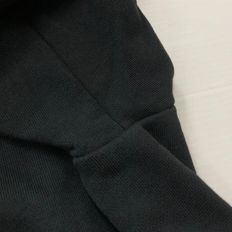 【中古品】【メンズ】 MONCLER モンクレール EMBOSS LOGO PATCH FULLZIP PARKER K20918G00023 89AZU エンボス ロゴ パッチ フルジップ パーカー 長袖 トップス 141-260909-sa-04-teih サイズ：L カラー：ブラック 万代Net店