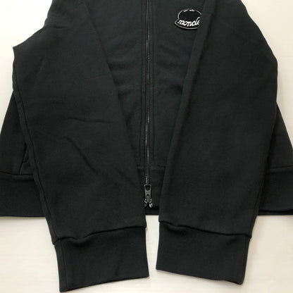 【中古品】【メンズ】 MONCLER モンクレール EMBOSS LOGO PATCH FULLZIP PARKER K20918G00023 89AZU エンボス ロゴ パッチ フルジップ パーカー 長袖 トップス 141-260909-sa-04-teih サイズ：L カラー：ブラック 万代Net店