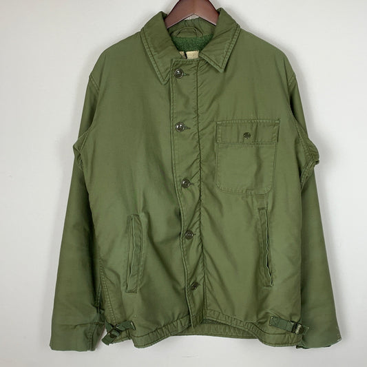 【中古品】【メンズ】 UNKNOW 70’s VINTAGE A-2DECK JACKET 70年代 ヴィンテージ エーツー デッキ ジャケット アウター 145-260911-sa-09-teih サイズ：38-40 カラー：カーキ 万代Net店