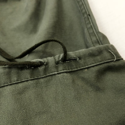 【現状渡し品】【メンズ】 US ARMY アメリカ軍 80’s M-65 CARGO PANTS DLA100-88-C-0346 80年代 M-65 F フィールド カーゴ パンツ ボトムス 156-260909-sa-17-teih サイズ：R-S カラー：カーキ 万代Net店
