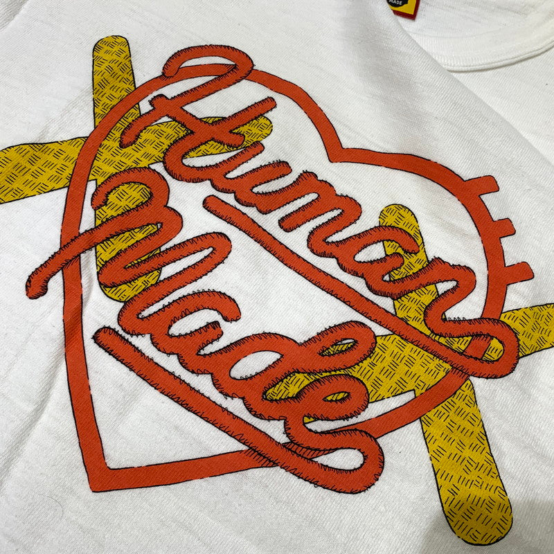 【中古品】【メンズ】 HUMAN MADE ヒューマンメイド × KAWS カウズ 別注 コラボ 23AW MADE GRAPHIC Ｔ-SHIRT メイド グラフィック Tシャツ 半袖 トップス 142-260909-ko-03-teih サイズ：L カラー：ホワイト 万代Net店