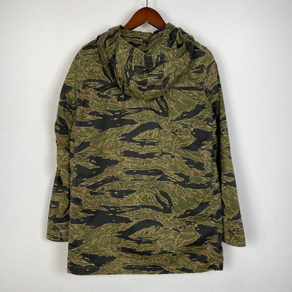 【中古品】【メンズ】 HYSTERIC GLAMOUR ヒステリックグラマー × PEANUTS ピーナッツ × Theater 8 シアターエイト 別注コラボ MILITARY JACKET M-65 0193AB07 ミリタリージャケット アウター 170-260917-ss-10-teih サイズ：フリー カラー：柄 万代Net店