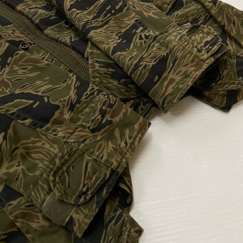 【中古品】【メンズ】 HYSTERIC GLAMOUR ヒステリックグラマー × PEANUTS ピーナッツ × Theater 8 シアターエイト 別注コラボ MILITARY JACKET M-65 0193AB07 ミリタリージャケット アウター 170-260917-ss-10-teih サイズ：フリー カラー：柄 万代Net店
