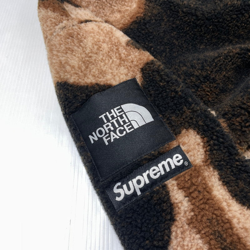 【中古品】【メンズ】 SUPREME シュプリーム × THE NORTH FACE ザ・ノースフェイス 別注コラボ 21AW BLEACHED DENIM PRINT FLEECE JACKET NA521001 ブリーチ デニムプリント フリース ジャケット 149-260910-yo-03-teih サイズ：L カラー：ブラウン 万代Net店