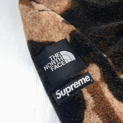 【中古品】【メンズ】 SUPREME シュプリーム × THE NORTH FACE ザ・ノースフェイス 別注コラボ 21AW BLEACHED DENIM PRINT FLEECE JACKET NA521001 ブリーチ デニムプリント フリース ジャケット 149-260910-yo-03-teih サイズ：L カラー：ブラウン 万代Net店