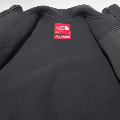 【中古品】【メンズ】 SUPREME シュプリーム × THE NORTH FACE ザ・ノースフェイス 別注コラボ 21AW BLEACHED DENIM PRINT FLEECE JACKET NA521001 ブリーチ デニムプリント フリース ジャケット 149-260910-yo-03-teih サイズ：L カラー：ブラウン 万代Net店