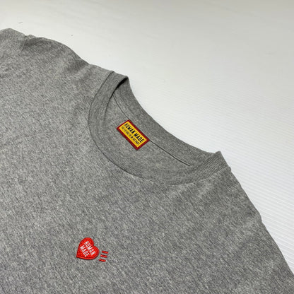 【中古品】【メンズ】 HUMAN MADE ヒューマンメイド STORES EXCLUSIVE HEART BADGE T-SHIRT HM00CS002 ストア エクスクルーシブ ハート バッジ Tシャツ 半袖 トップス 142-260913-ko-07-teih サイズ：L カラー：グレー 万代Net店