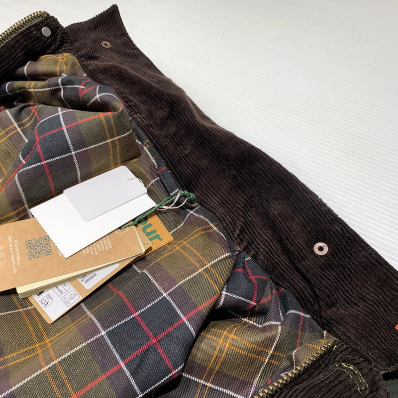 【中古品】【メンズ】 BARBOUR バブアー × Levi's リーバイス 別注 コラボ TYPE2 TRACKER WAX JACKET 252MWX2522 トラッカー ワックス ジャケット アウター 144-260913-ko-17-teih サイズ：S カラー：カーキ 万代Net店