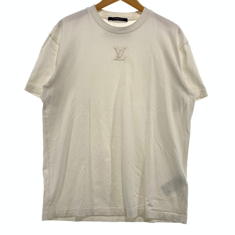 【中古品】【メンズ】 LOUIS VUITTON ルイ・ヴィトン RM252MQ DT3 HNY55W エンボス LVロゴ ショートスリーブ Tシャツ 半袖 トップス 179-260913-ko-05-teih サイズ：M カラー：ホワイト系/アイボリー系 万代Net店