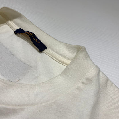 【中古品】【メンズ】 LOUIS VUITTON ルイ・ヴィトン RM252MQ DT3 HNY55W エンボス LVロゴ ショートスリーブ Tシャツ 半袖 トップス 179-260913-ko-05-teih サイズ：M カラー：ホワイト系/アイボリー系 万代Net店