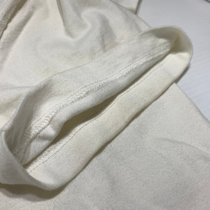 【中古品】【メンズ】 LOUIS VUITTON ルイ・ヴィトン RM252MQ DT3 HNY55W エンボス LVロゴ ショートスリーブ Tシャツ 半袖 トップス 179-260913-ko-05-teih サイズ：M カラー：ホワイト系/アイボリー系 万代Net店