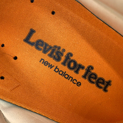 【中古品】【メンズ】 NEW BALNCE ニューバランス × Levi’s リーバイス 別注 コラボ SNEAKERS M1300LV スニーカー 靴 デニム シューズ 162-260917-ko-09-teih サイズ：28cm カラー：ベージュ 万代Net店