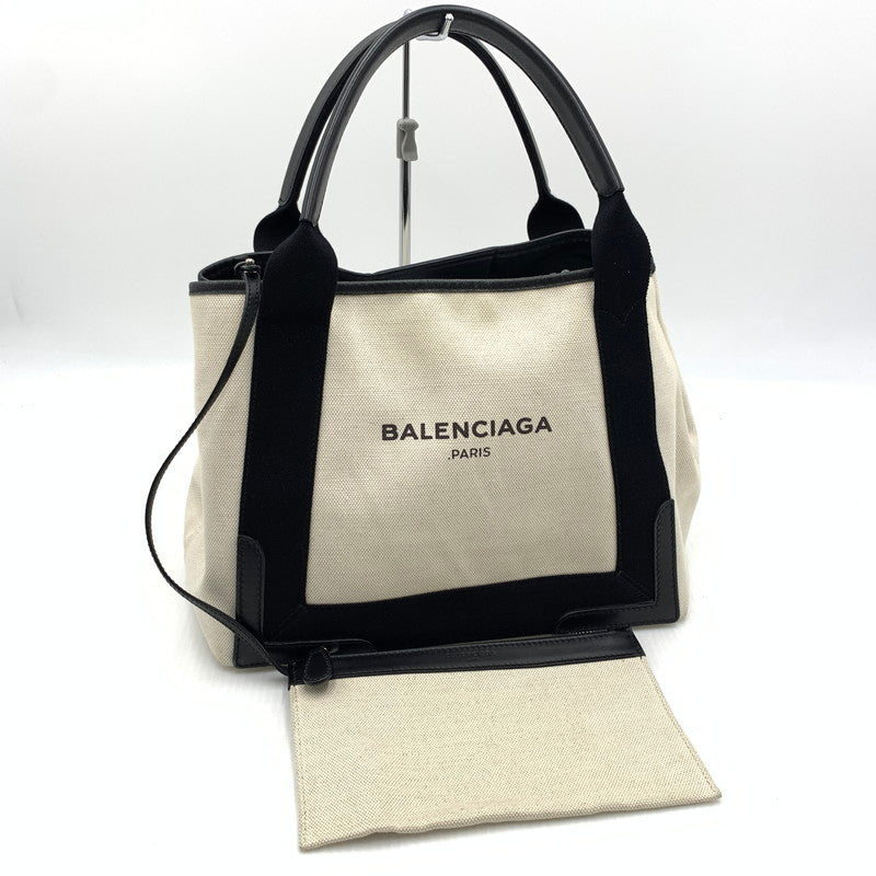 【中古品】【メンズ/レディース】 BALENCIAGA バレンシアガ 339933 ネイビーカバス カバン コットンキャンバス カーフスキン 180-260914-ko-05-teih カラー：ナチュラル/ブラック 万代Net店