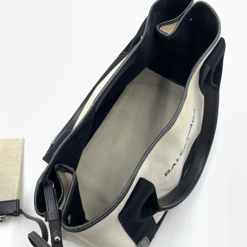 【中古品】【メンズ/レディース】 BALENCIAGA バレンシアガ 339933 ネイビーカバス カバン コットンキャンバス カーフスキン 180-260914-ko-05-teih カラー：ナチュラル/ブラック 万代Net店