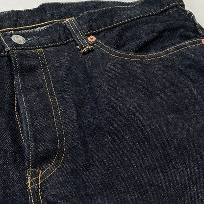 【中古品】【メンズ】 MOMOTARO JEANS モモタロウ ジーンズ TIGHT STRAIGHT DENIM PANTS NoO.0705SP 出陣 タイト ストレート デニム パンツ ボトムス 156-260913-sa-23-teih サイズ：36 カラー：インディゴ 万代Net店