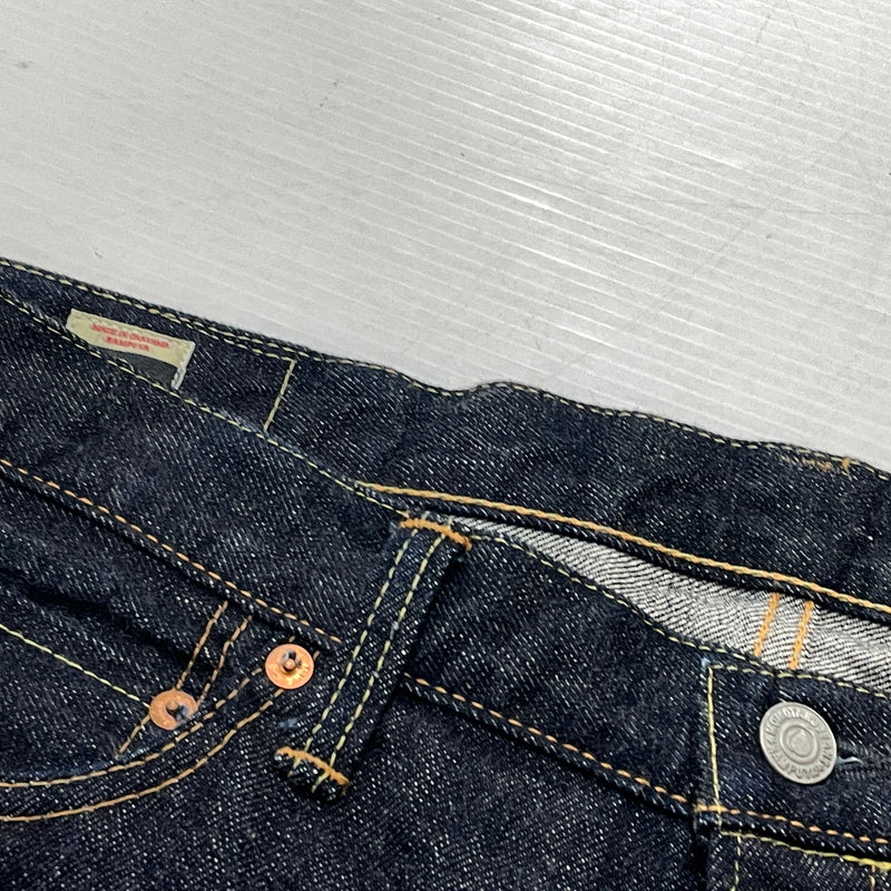 【中古品】【メンズ】 MOMOTARO JEANS モモタロウ ジーンズ TIGHT STRAIGHT DENIM PANTS NoO.0705SP 出陣 タイト ストレート デニム パンツ ボトムス 156-260913-sa-23-teih サイズ：36 カラー：インディゴ 万代Net店