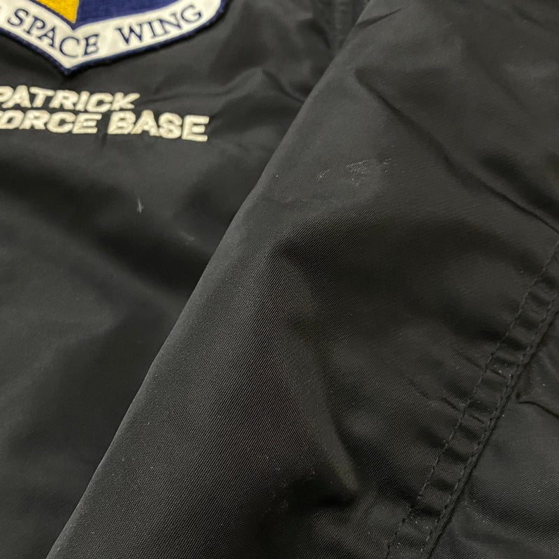 【中古品】【メンズ】 AVIREX アヴィレックス SPACE COMMAND MA-1 JACKET 6182184 スペース コマンド エムエーワン ジャケット アウター 145-260915-sa-16-teih サイズ：XL カラー：ブラック 万代Net店