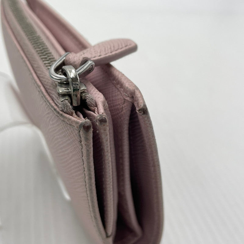【現状渡し品】【レディース】 PRADA プラダ SAFFIANO TRIANGLE WALLET 1ML050 サフィアーノ トライアングル ウォレット 二つ折り財布 181-260924-yo-06-teih カラー：ピンク 万代Net店