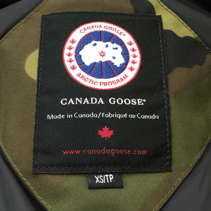 【中古品】【メンズ】 CANADA GOOSE カナダグース KAMLOOPS 4078JM カムル－プス アウター 140-260918-sa-06-teih サイズ：XS カラー：カモ柄 万代Net店