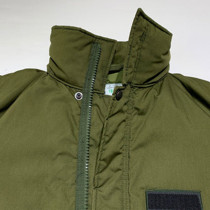 【中古品】【メンズ】 SWEDISH MILITARY スウェディッシュ アーミー M-90 COLD WEATHER PARKA コールド ウェザー パーカー アウター ミリタリ－コート 145-260920-ko-16-teih サイズ：190-65 カラー：カーキ 万代Net店