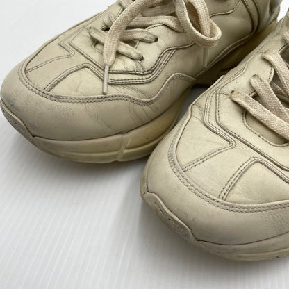 【現状渡し品】【メンズ】 GUCCI グッチ RHYTON LEATHER SNEAKER 500877 ライトン レザー スニーカー 靴 183-261007-sa-01-teih サイズ：27cm カラー：アイボリー 万代Net店