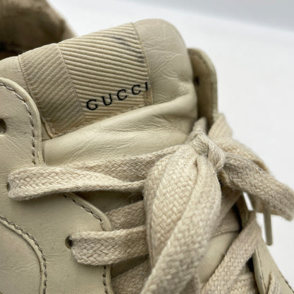 【現状渡し品】【メンズ】 GUCCI グッチ RHYTON LEATHER SNEAKER 500877 ライトン レザー スニーカー 靴 183-261007-sa-01-teih サイズ：27cm カラー：アイボリー 万代Net店