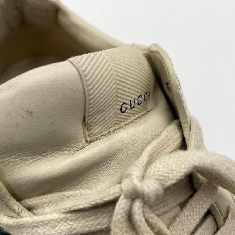 【現状渡し品】【メンズ】 GUCCI グッチ RHYTON LEATHER SNEAKER 500877 ライトン レザー スニーカー 靴 183-261007-sa-01-teih サイズ：27cm カラー：アイボリー 万代Net店