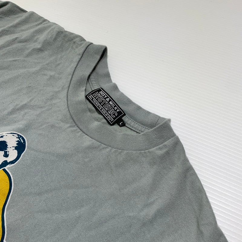 【中古品】【メンズ】 HYSTERIC GLAMOUR ヒステリックグラマー GIRLS TAKE OVER TEE 02251CT12 ガール テイク オーバー Tシャツ 半袖 トップス 140-260920-ko-03-teih サイズ：L カラー：グレー 万代Net店