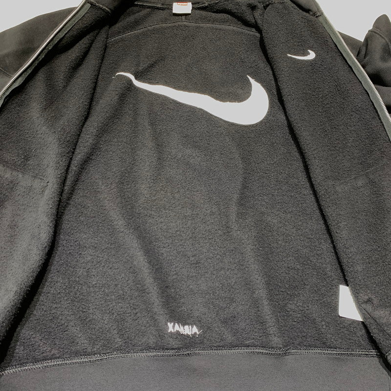 【中古品】【メンズ】 Supreme シュプリーム × NIKE ナイキ 別注 コラボ ZIP UP HOODED SWEATSHIRT HF9633-010 ジップアップ フーディ スウェットシャツ トップス ジップアップパーカー 149-260920-ko-07-teih サイズ：M カラー：ブラック 万代Net店
