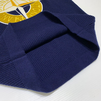 【中古品】【メンズ】 STONE ISLAND ストーンアイランド EMBROIDERED WOOL LOGO SWEATER エンブロイダリー ウール セーター トップス ニット 141-260920-ko-09-teih サイズ：M カラー：ホワイト/ネイビー 万代Net店
