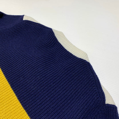 【中古品】【メンズ】 STONE ISLAND ストーンアイランド EMBROIDERED WOOL LOGO SWEATER エンブロイダリー ウール セーター トップス ニット 141-260920-ko-09-teih サイズ：M カラー：ホワイト/ネイビー 万代Net店