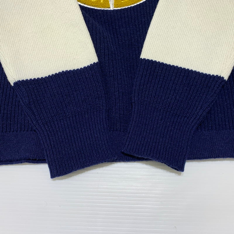 【中古品】【メンズ】 STONE ISLAND ストーンアイランド EMBROIDERED WOOL LOGO SWEATER エンブロイダリー ウール セーター トップス ニット 141-260920-ko-09-teih サイズ：M カラー：ホワイト/ネイビー 万代Net店