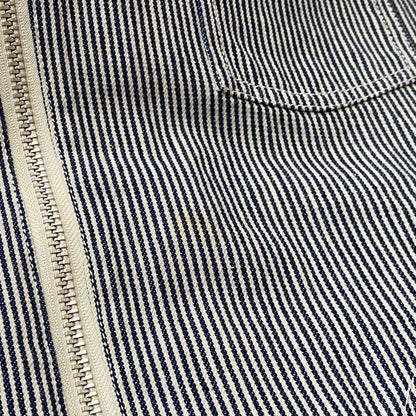【中古品】【メンズ】 STUSSY ステューシー HICKORY STRIPE ZIP UP HOODIE ヒッコリー ストライプ ジップ アップ フーディ 長袖 142-260922-sa-04-teih サイズ：XL カラー：ストライプ 万代Net店
