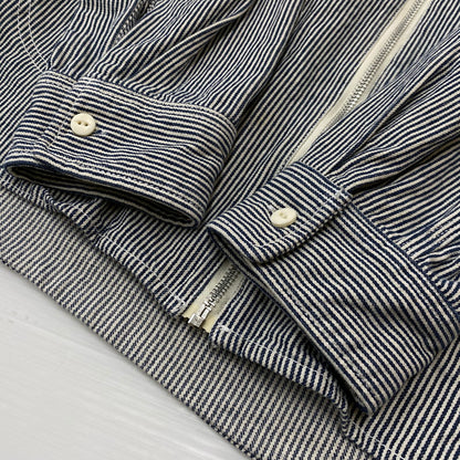 【中古品】【メンズ】 STUSSY ステューシー HICKORY STRIPE ZIP UP HOODIE ヒッコリー ストライプ ジップ アップ フーディ 長袖 142-260922-sa-04-teih サイズ：XL カラー：ストライプ 万代Net店