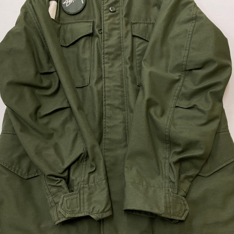 【中古品】【メンズ】 STUSSY ステューシー × ALPHA INDUSTRIES アルファ インダスト 別注コラボ MILITARY JACKET M-65 ミリタリー ジャケット アウター 145-260922-sa-05-teih サイズ：L-R カラー：グリーン 万代Net店