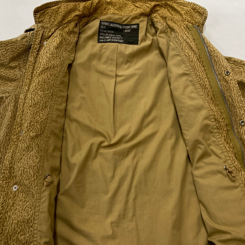 【現状渡し品】【メンズ】 STUSSY ステューシー AUTHENTIC OUTER GEAR MILITARY JACKET オーセンスティック アウター ギア ミリタリー ジャケット アウター 142-260922-sa-08-teih サイズ：L カラー：総柄 万代Net店