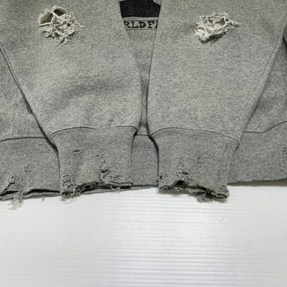 【現状渡し品】【メンズ】 TEPPEI FURUYAMA テッペイ フルヤマ THE WORLD FAMOUS CREW NECK SWEAT ワールド フェイマス クルーネック スウェット トップス トレーナー 140-260923-ko-05-teih サイズ：不明 カラー：グレー 万代Net店