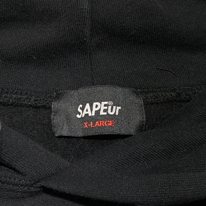 【中古品】【メンズ】 SAPEur サプール SHOES MAKE ME HAPPY GRAPHIC HOODIE グラフィック フーディ トップス プルオーバーパーカー 142-260923-ko-06-teih サイズ：XL カラー：ブラック 万代Net店