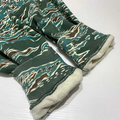 【中古品】【メンズ】 UNDEFEATED アンディフィーテッド TIGER CAMO ICON HOODIE 210077009020 タイガーカモ アイコン フーディ トップス プルオーバーパーカー 142-260923-ko-07-teih サイズ：XL カラー：カモ柄 万代Net店