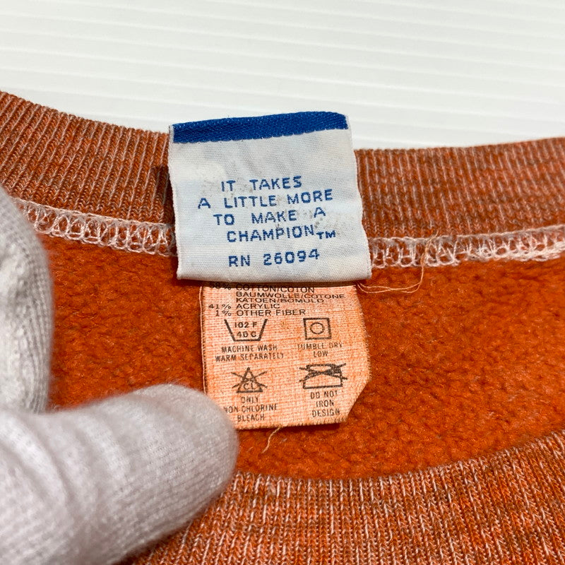 【現状渡し品】【メンズ】 Champion チャンピオン KANSAS SWEAT VINTAGE カンザス スウェット トップス ヴィンテージ 青刺繍タグ 145-260923-ko-04-teih サイズ：M カラー：オレンジ 万代Net店