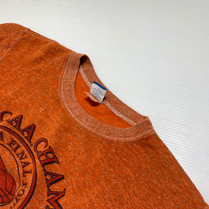 【現状渡し品】【メンズ】 Champion チャンピオン KANSAS SWEAT VINTAGE カンザス スウェット トップス ヴィンテージ 青刺繍タグ 145-260923-ko-04-teih サイズ：M カラー：オレンジ 万代Net店