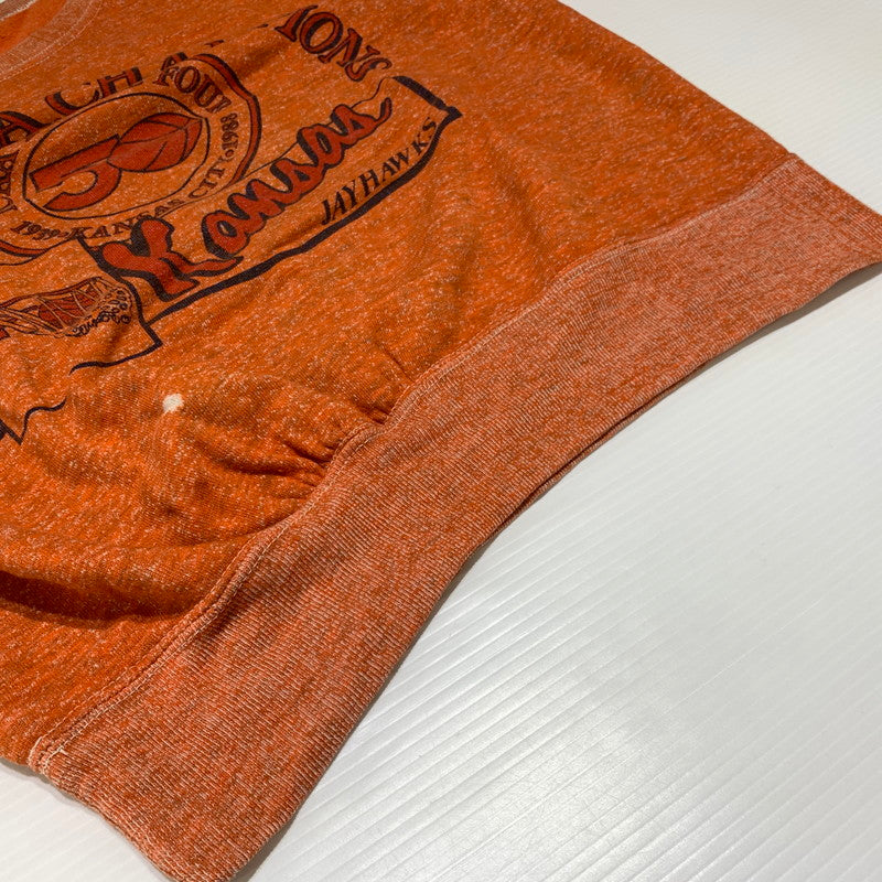 【現状渡し品】【メンズ】 Champion チャンピオン KANSAS SWEAT VINTAGE カンザス スウェット トップス ヴィンテージ 青刺繍タグ 145-260923-ko-04-teih サイズ：M カラー：オレンジ 万代Net店