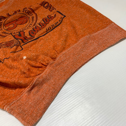 【現状渡し品】【メンズ】 Champion チャンピオン KANSAS SWEAT VINTAGE カンザス スウェット トップス ヴィンテージ 青刺繍タグ 145-260923-ko-04-teih サイズ：M カラー：オレンジ 万代Net店
