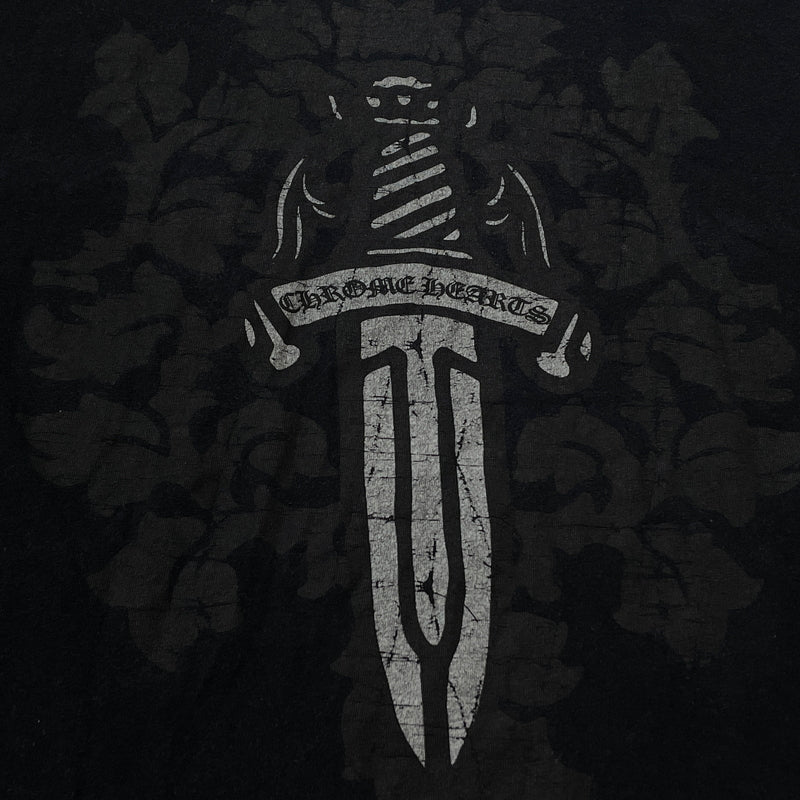【中古品】【メンズ】 CHROME HEARTS クロムハーツ DAGGER BACK PRINT S/S TEE ダガーバック プリント ショート スリーブ Tシャツ 半袖 トップス 190-260923-sa-08-teih サイズ：L カラー：ブラック 万代Net店