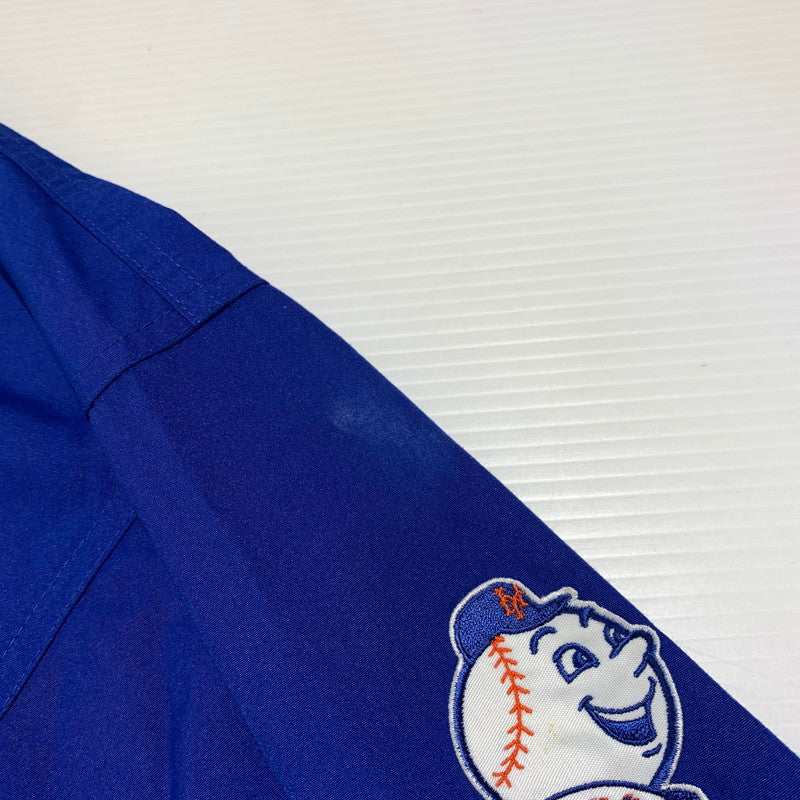 【中古品】【メンズ】 NIKE ナイキ × COOPERS TOWN クーパーズタウン 別注 コラボ V-NECK PULLOVER JACKET NEW YORK ブイ ネック プルオーバージャケット ライトアウター 148-260923-ko-12-teih サイズ：L カラー：ブルー 万代Net店