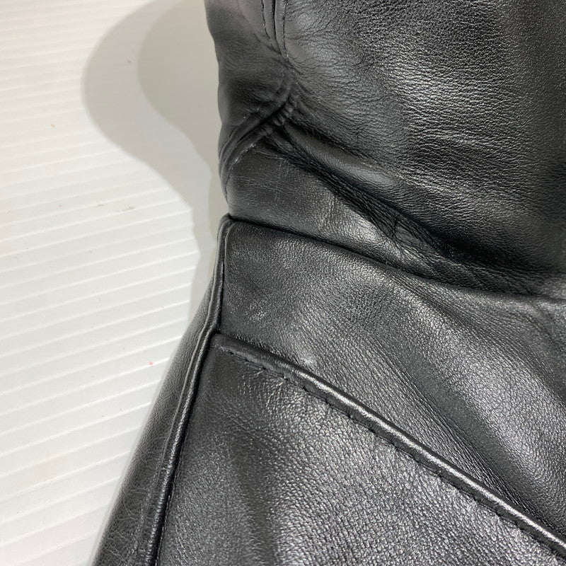 【現状渡し品】【メンズ】 LEWIS LEATHERS ルイスレザー LIGHTNING TIGHT FIT COWHIDE 391T ライトニング タイトフィット カウハイド アウター レザージャケット 145-260923-ko-19-teih サイズ：38 カラー：ブラック 万代Net店