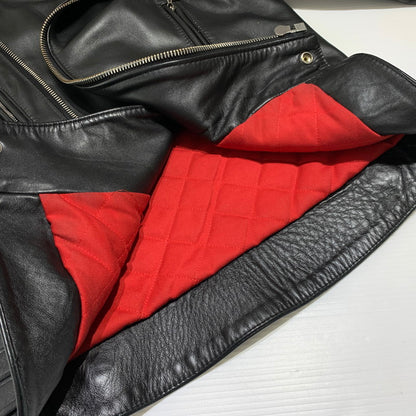 【現状渡し品】【メンズ】 LEWIS LEATHERS ルイスレザー LIGHTNING TIGHT FIT COWHIDE 391T ライトニング タイトフィット カウハイド アウター レザージャケット 145-260923-ko-19-teih サイズ：38 カラー：ブラック 万代Net店