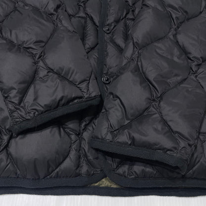 【中古品】【メンズ】 TAION タイオン MILITARY CREWNECK JACKET TAION-104ALSBM-1 ミリタリー クルーネック ダウンジャケット ソフトシェル アウター 147-260925-yo-05-teih サイズ：XXL カラー：ブラック 万代Net店