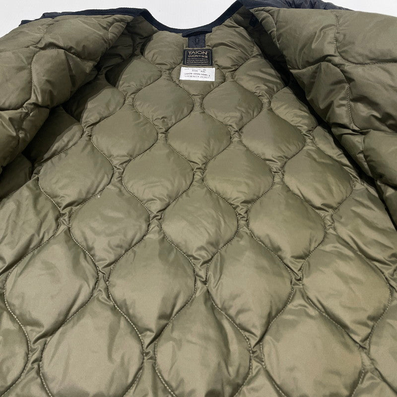 【中古品】【メンズ】 TAION タイオン MILITARY CREWNECK JACKET TAION-104ALSBM-1 ミリタリー クルーネック ダウンジャケット ソフトシェル アウター 147-260925-yo-05-teih サイズ：XXL カラー：ブラック 万代Net店